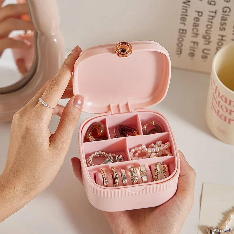 Mini joyero portátil con espejo