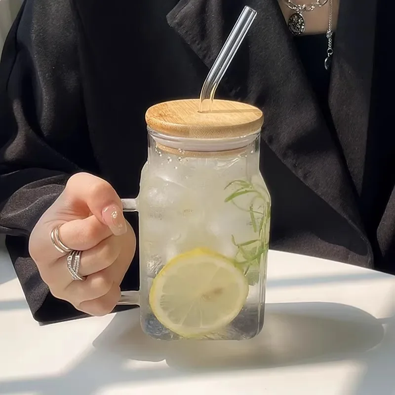 Vaso de vidirio con tapa de bambú - 550ml