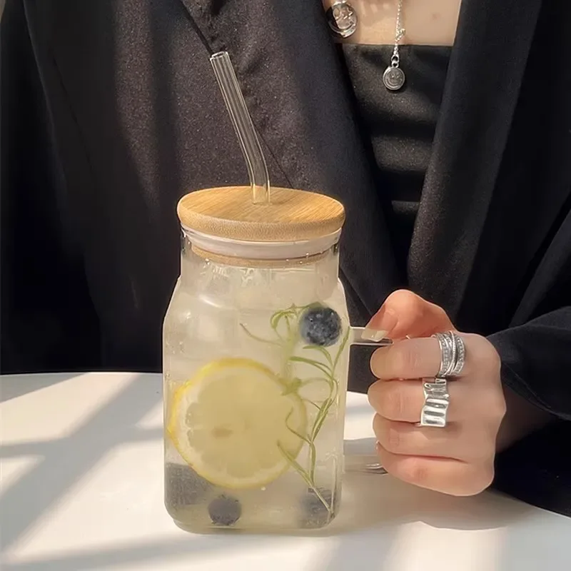 Vaso de vidirio con tapa de bambú - 550ml