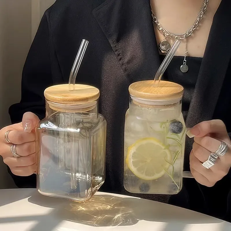 Vaso de vidirio con tapa de bambú - 550ml